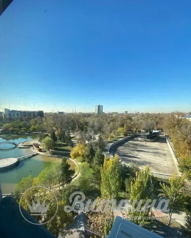 4-комнатная квартира в Яккасарае 