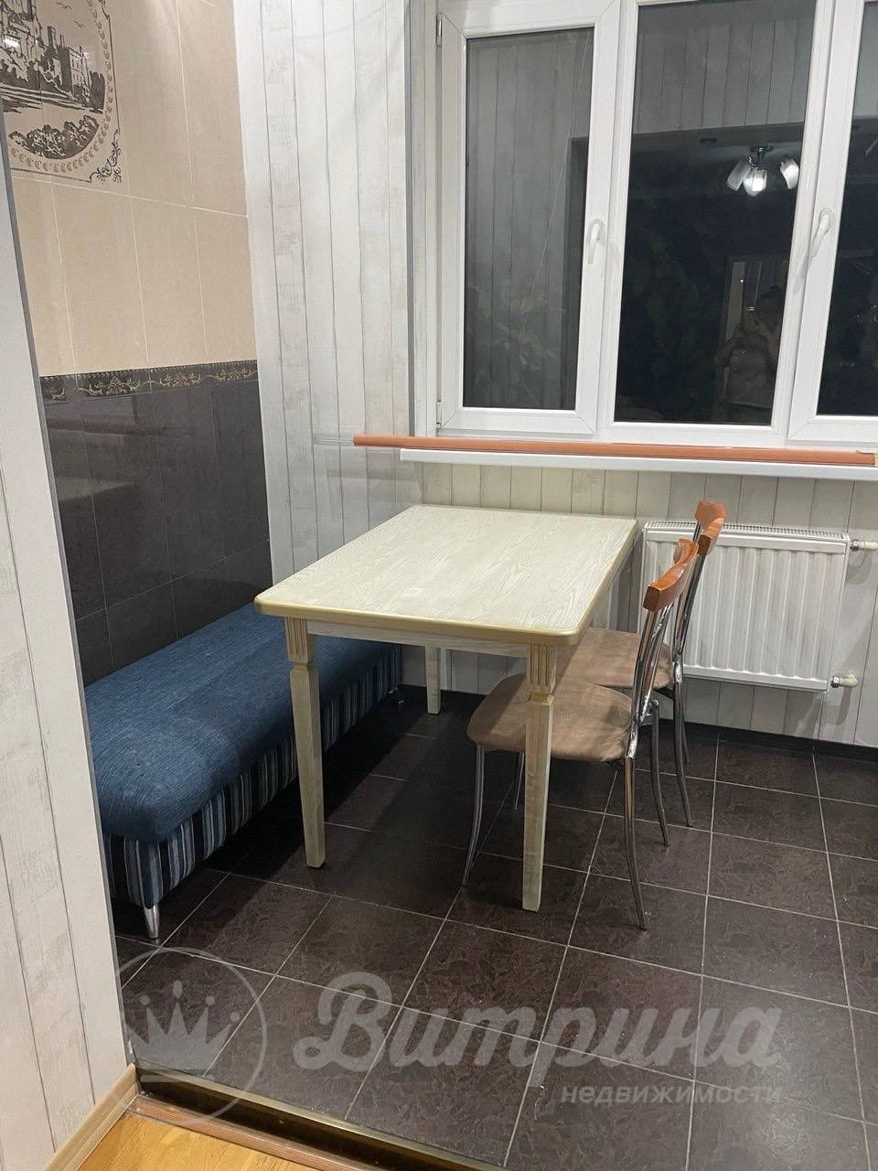3-Комнатная, ресторан Tandoor, ГАИ — 7