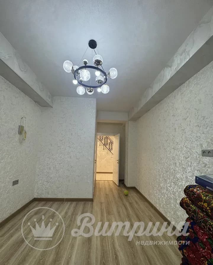 4 комнатная квартира Алмазарский — 4