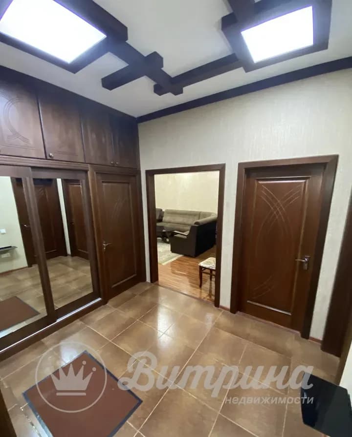 5-комнатная квартира Яккасарайский — 5
