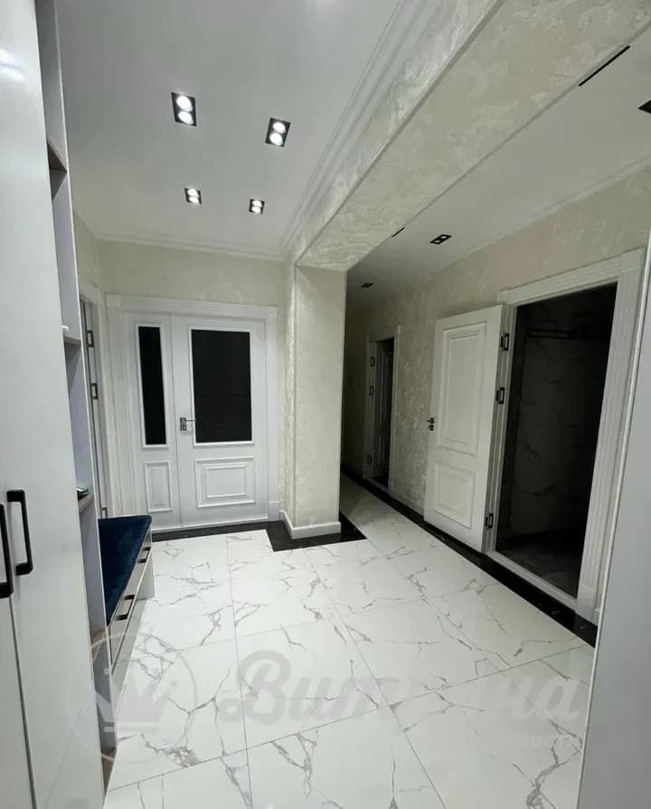 4-комнатная квартира в Максим Горкий  — 2