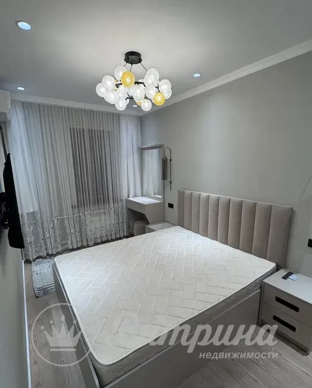 3-комнатная квартира рядом метро БИЙ