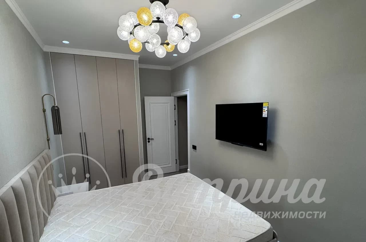 3-комнатная квартира рядом метро БИЙ — 2