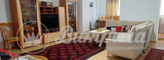 3-комнатная квартира в рынок Алайский 