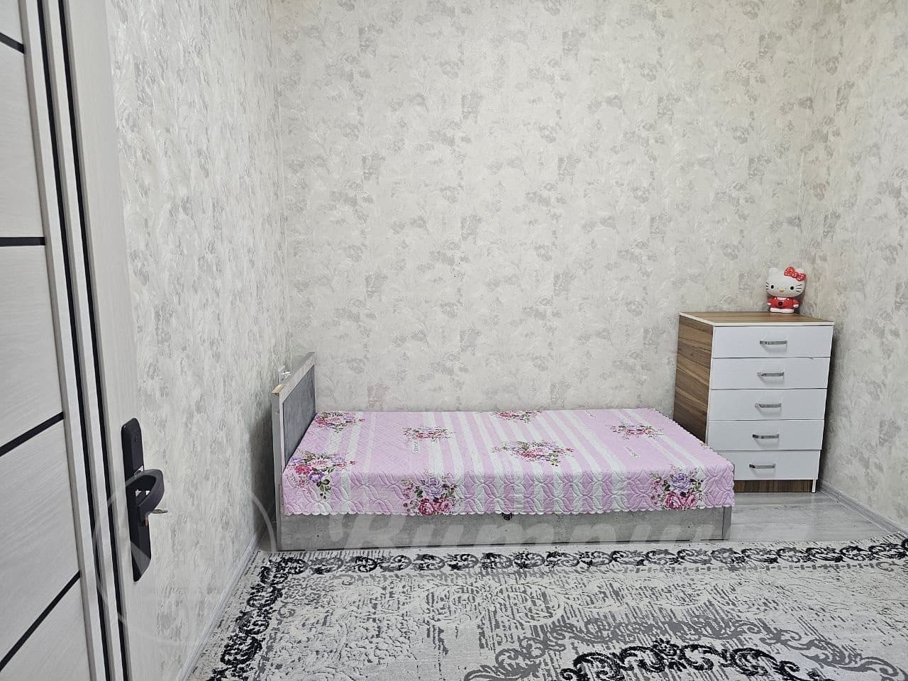 Коттедж -3 комнаты,1,2 сотки  — 6