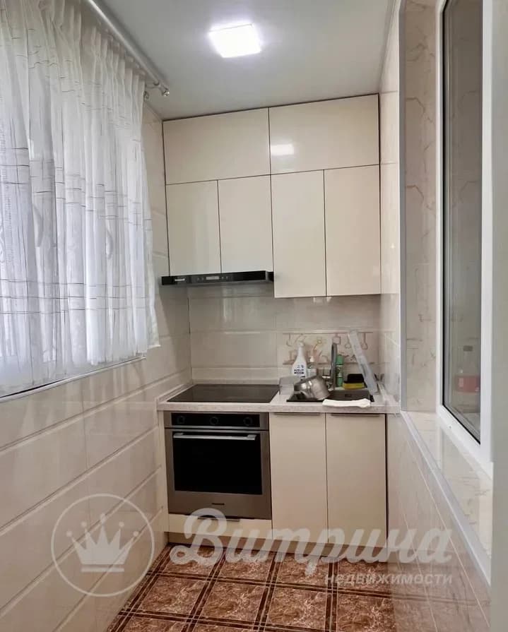 3-комнатная квартира Метро Космонавтов — 8