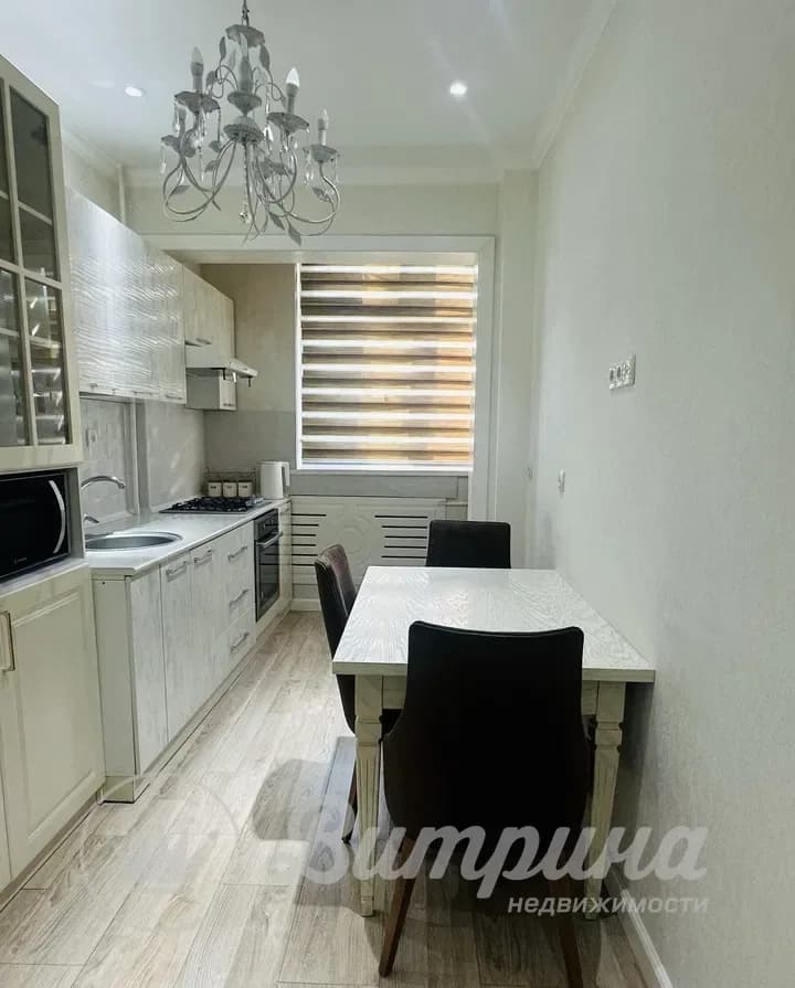 3-комнатная Миробод район — 4
