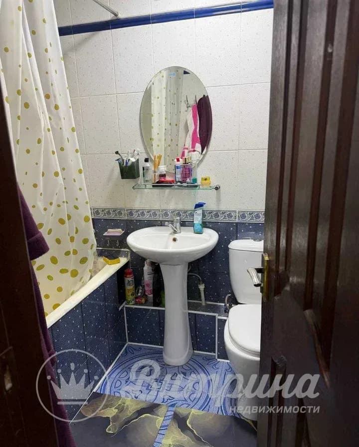 3-комнатная квартира Алмазарский  — 4
