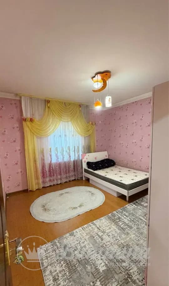 5-комнатная Беруний  — 4
