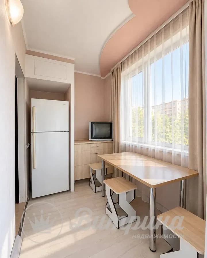 2-комнатная квартира Академ Городок — 4