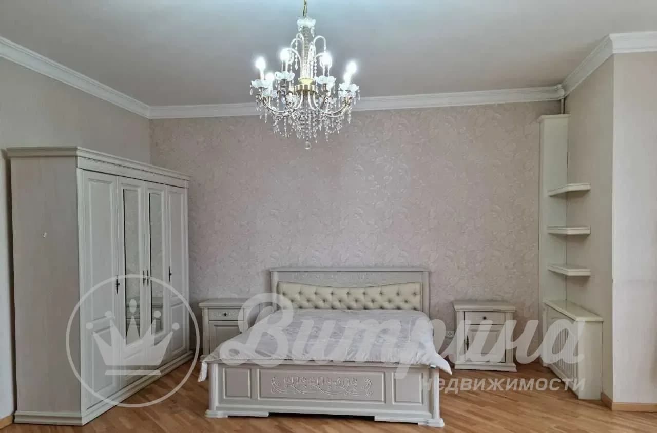 4-комнатная квартира Ойбек — 3