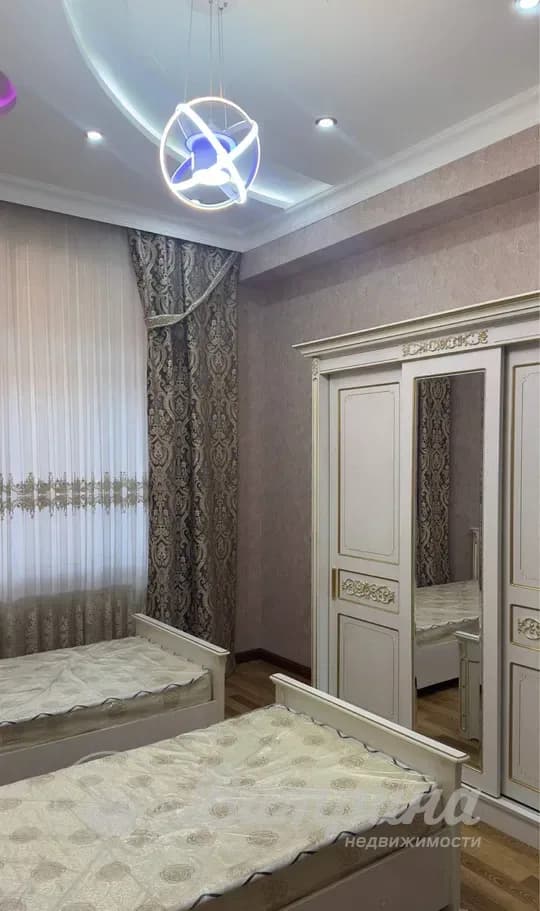 4-комнатная квартира Ц квартал — 2
