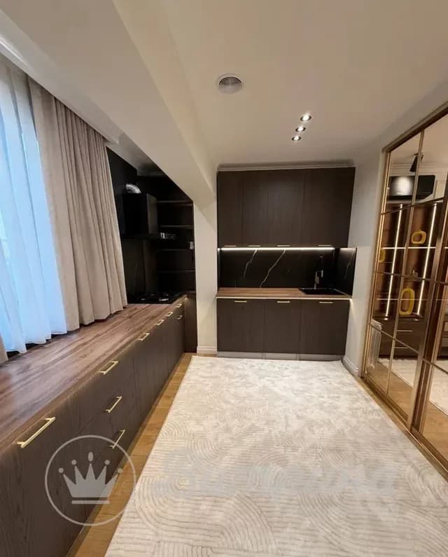 4-комнатная квартира метро Ойбек