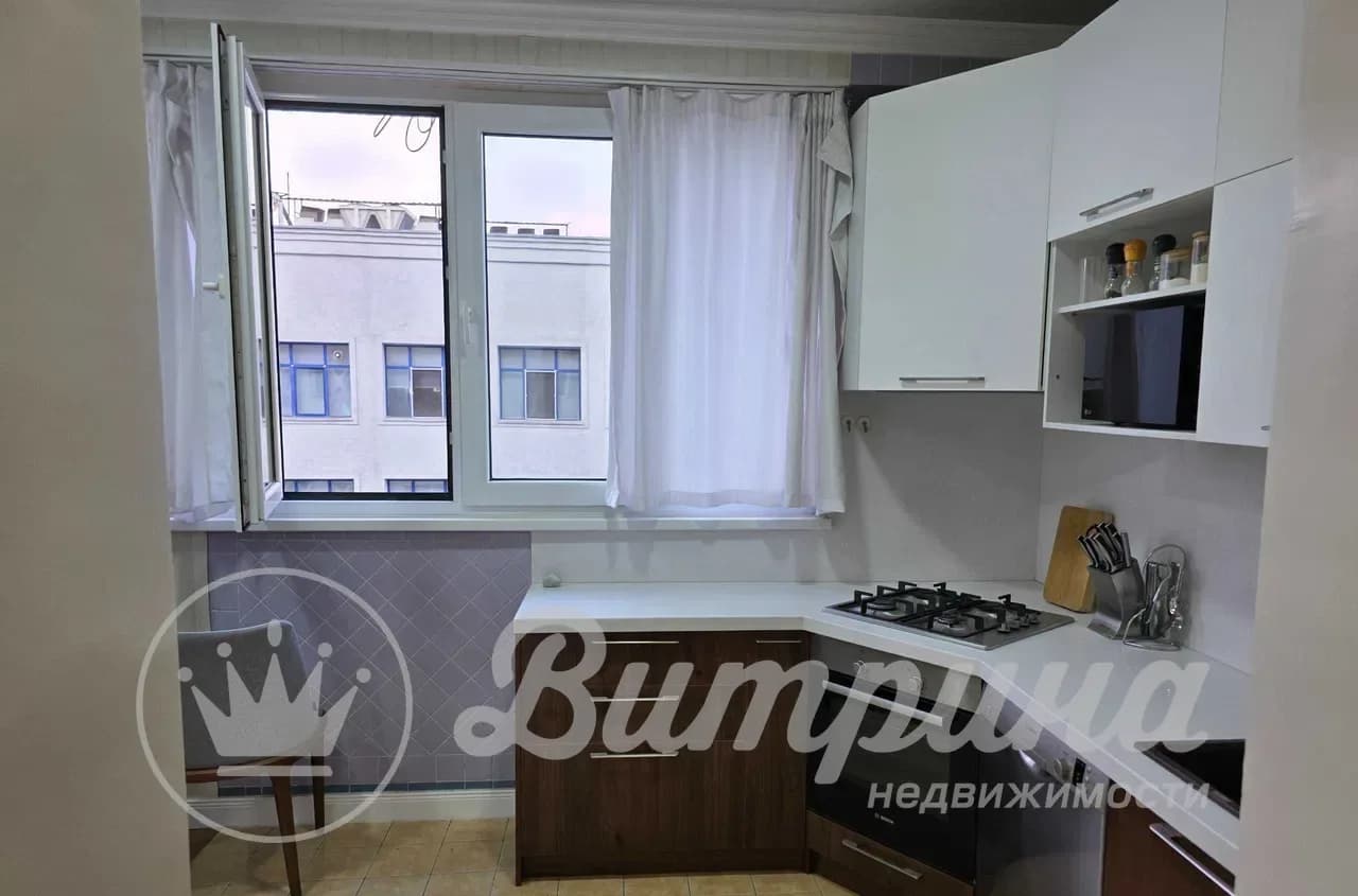4-комнатная квартира на Ойбеке  — 4