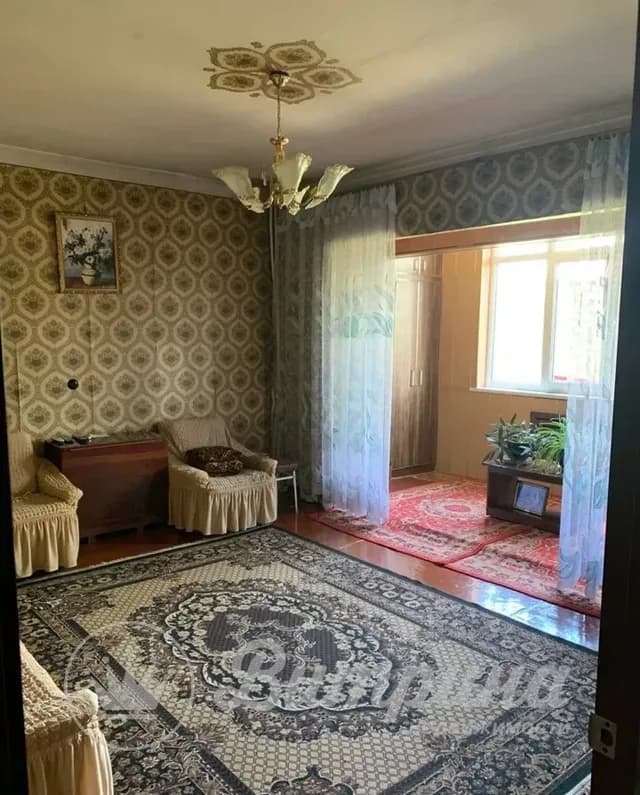 4-комнатная квартира на Юнусабаде