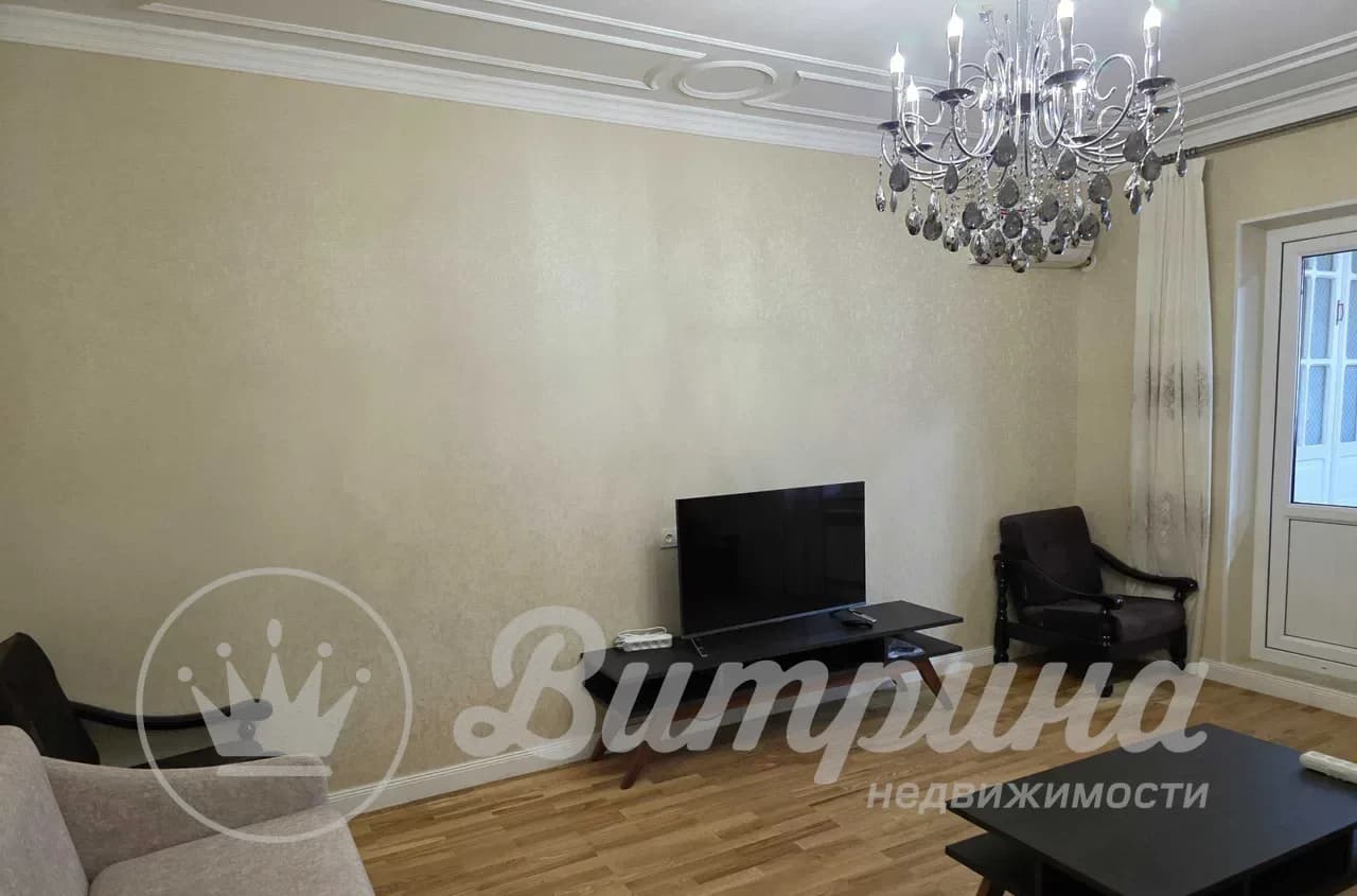 4-комнатная квартира на Ойбеке — 1