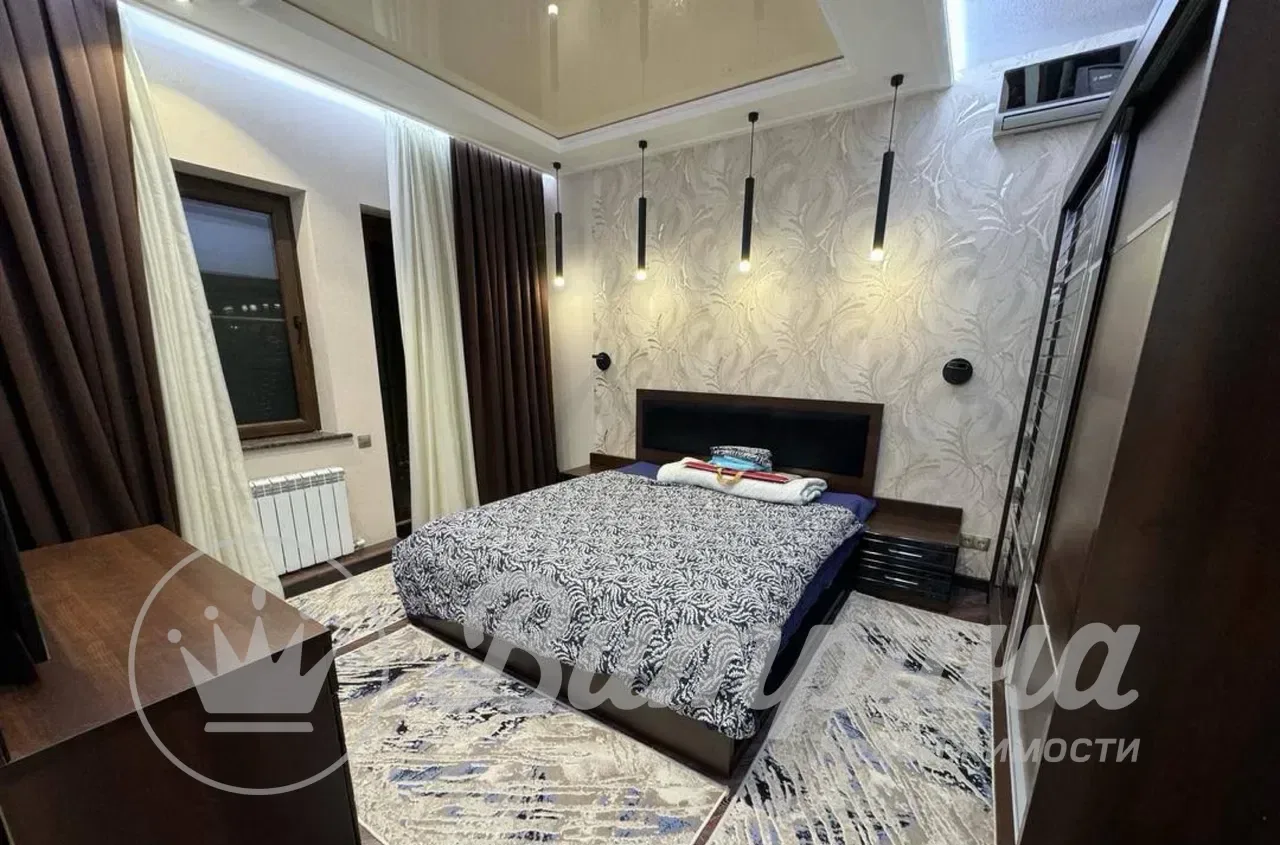 3 комнатная квартира. Гостиница Россия, Кунаева — 4