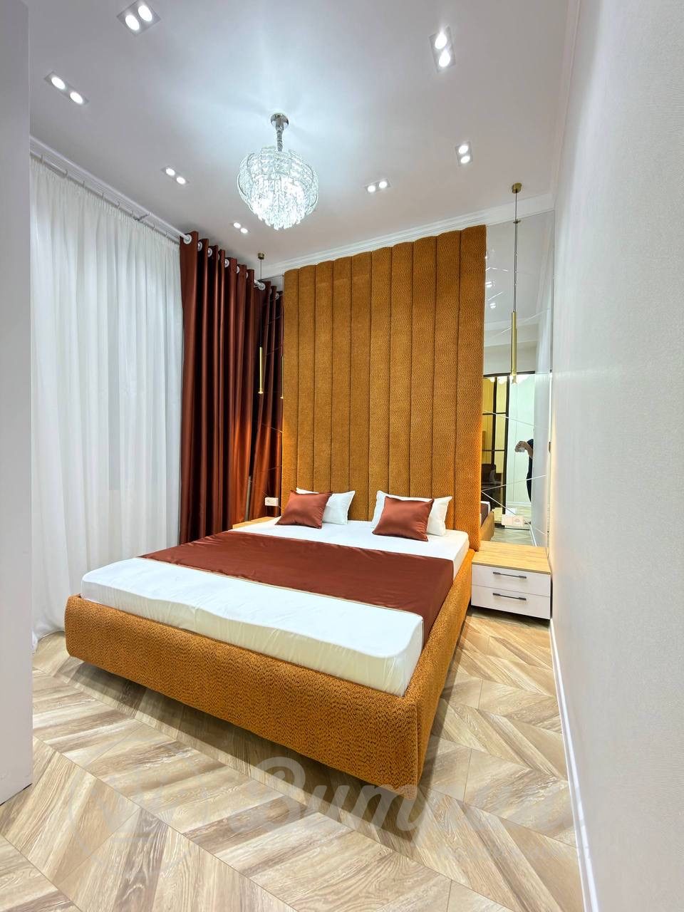 4-комнатная квартира British House — 4