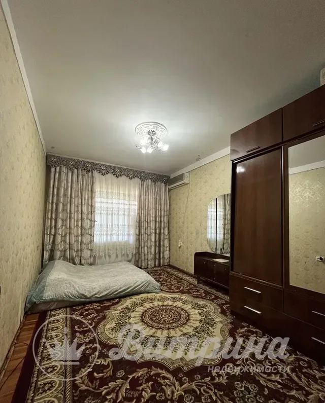 2-комнатная квартира Лисунова-1