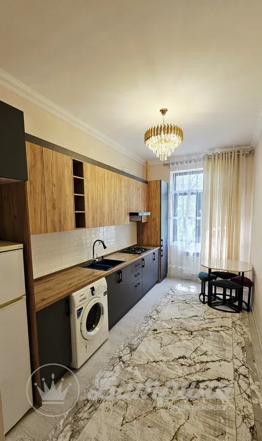 2-комниная квартира в улица Алимкент  — 2