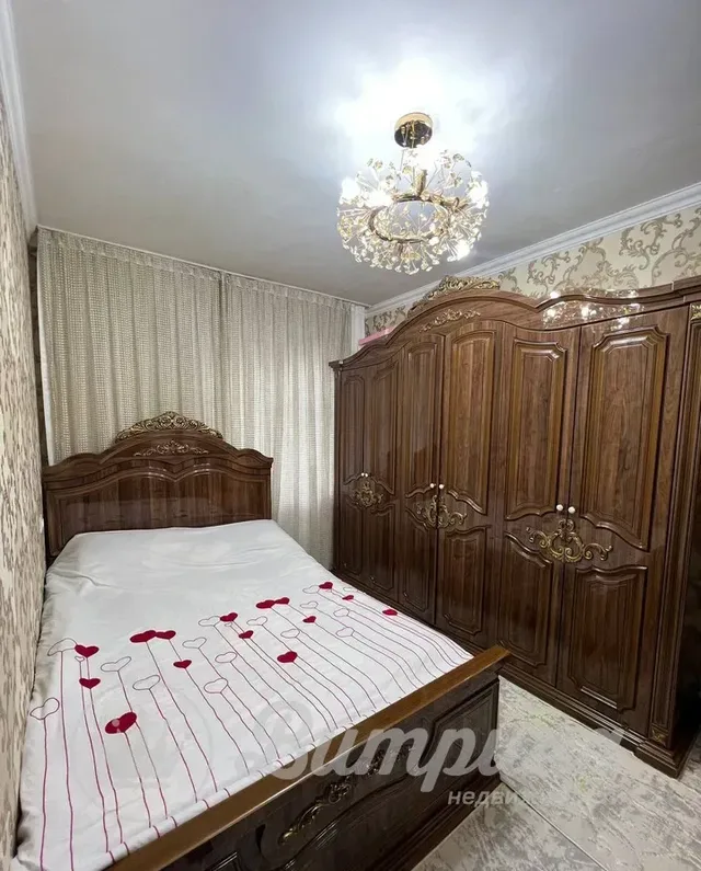 3-комнатная квартира в Сергелийском