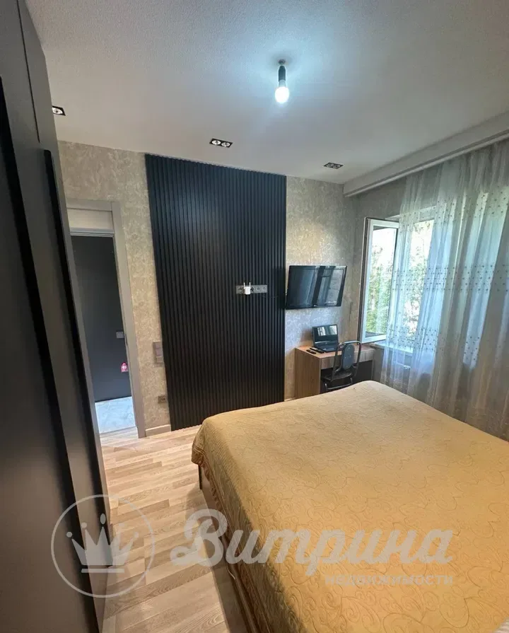 3-комнатная квартира  — 2