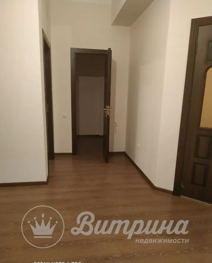3-комнатная квартира метро Дустлик