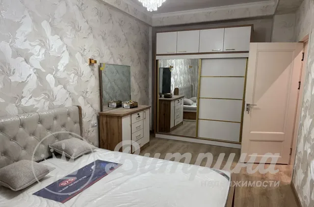 3-комнатная квартира в ближе метро Туркистан 