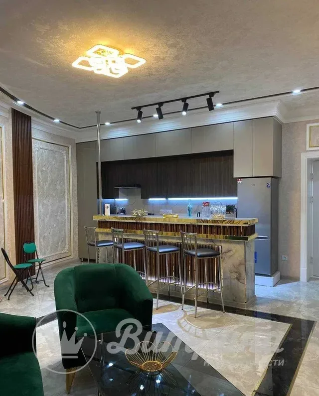 3-Комнатная Квартира