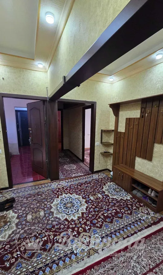 4-комнатная квартира Ойбек — 5