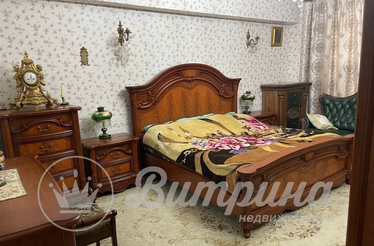 4-комнатная квартира в Мирабаде — 1
