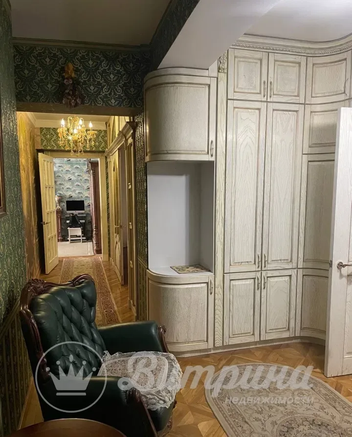 4-комнатная квартира в Мирабаде — 4